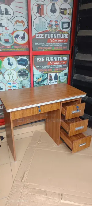 3feet Mini Office Table