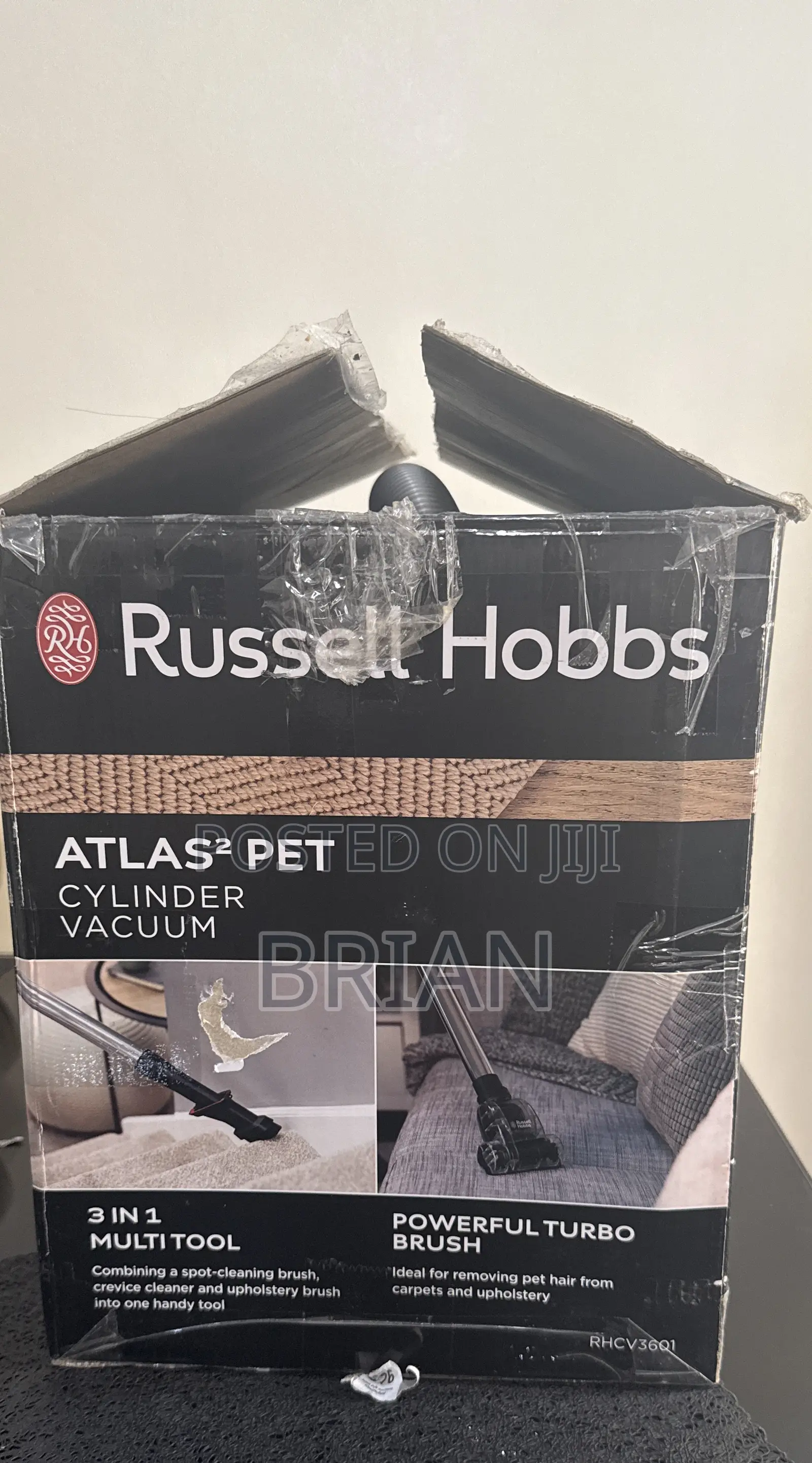 Russell Hobbs Vacuum Cleaner