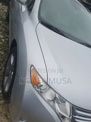 Toyota Venza 2012 Silver