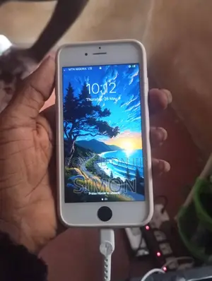 New Apple iPhone 6s 32 GB Silver