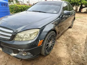 Mercedes-Benz C300 2009 Gray