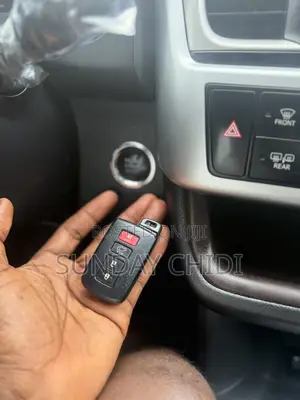 Toyota Highlander XLE 2019 White