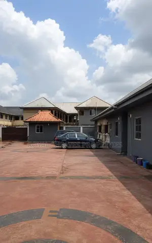 2bdrm Block of Flats in Uzoba for sale
