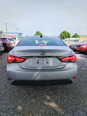 Hyundai Sonata Limited 4dr Sedan (2.0L 4cyl Turbo 6A) 2014 Silver