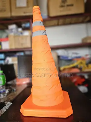70cm Foldable Emergency Lightweight Reflective Traffic Safety Cone