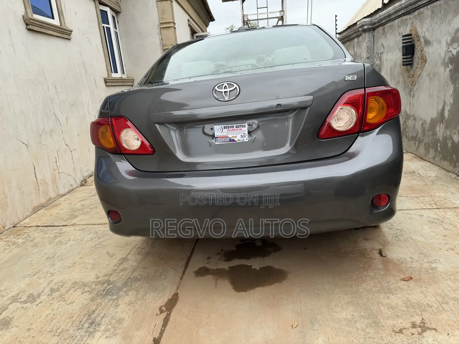 Toyota Corolla 2010 Gray