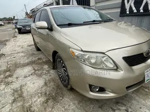Toyota Corolla 2009 Silver