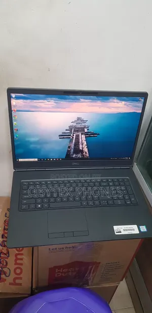 Laptop Dell Precision 7750 3GB Intel Xeon SSD 1T