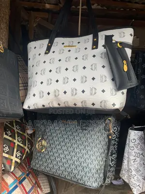 Totebags Available in Different Colors and Designs