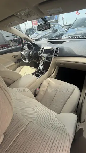 Toyota Venza AWD 2010 Red