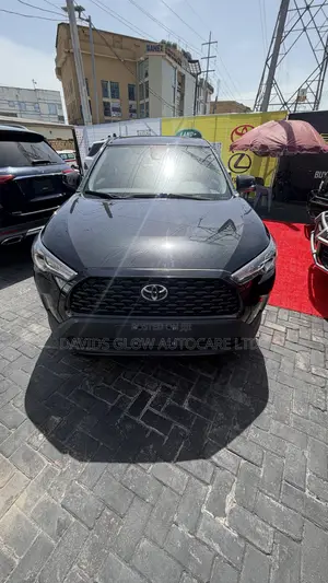 Toyota Corolla Cross 2.0 Petrol AWD 2022 Black