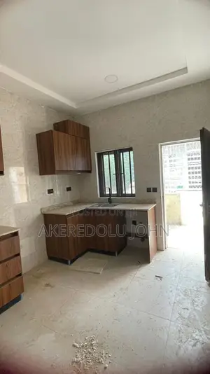 3bdrm Townhouse / Terrace in Apo District for rent