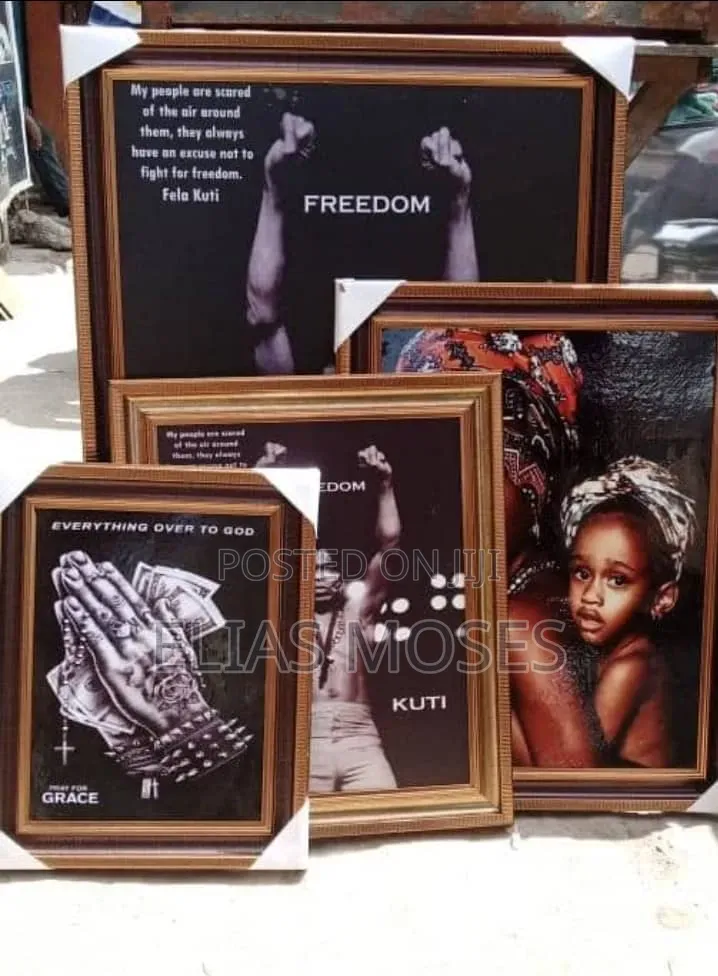 Mr Godsfavour Fotoframe
