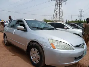 Honda Accord 2005 Silver