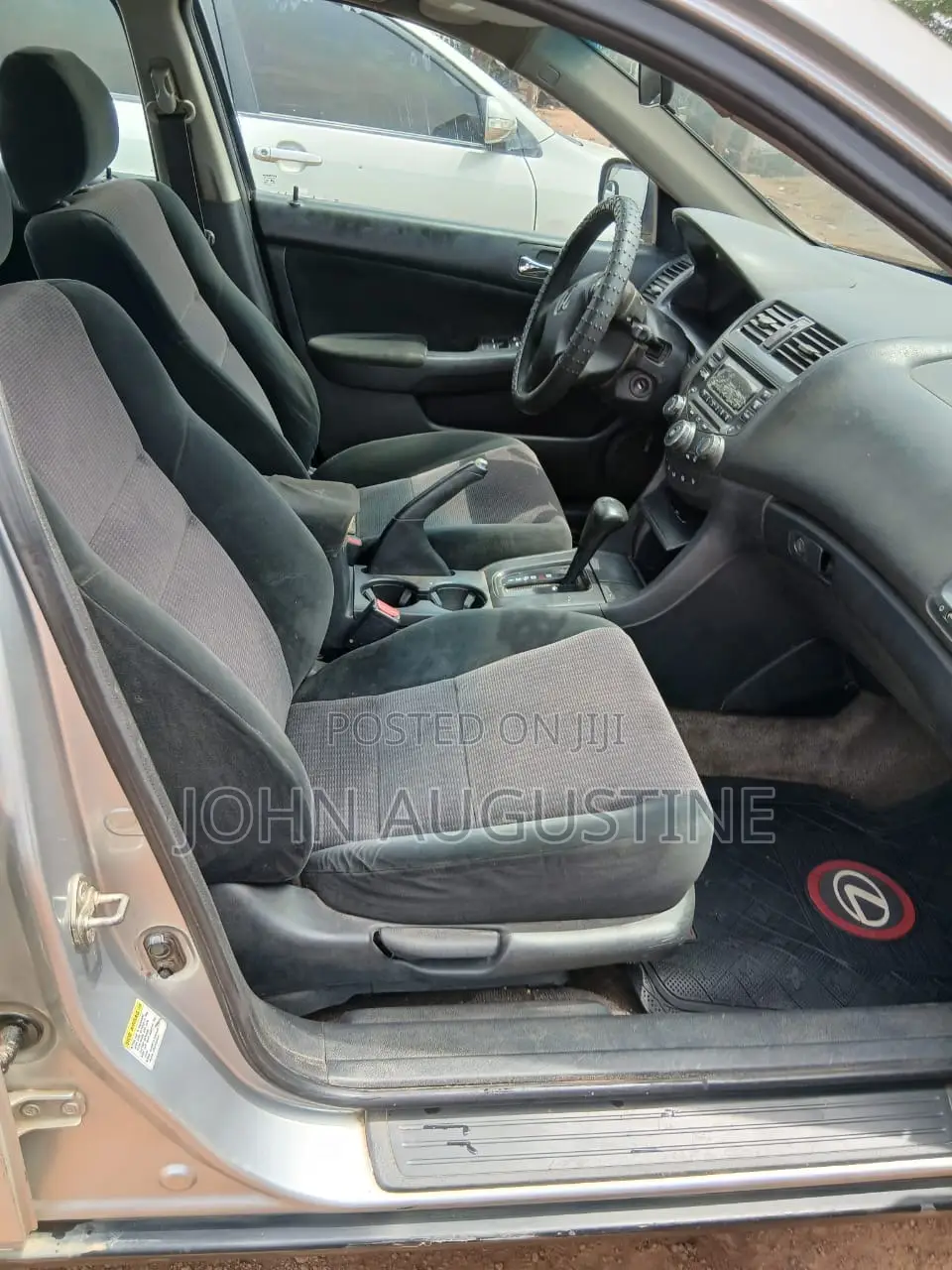 Honda Accord 2005 Silver