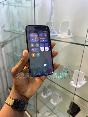 Apple iPhone 15 128 GB Black