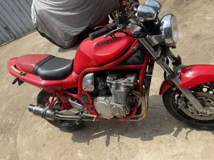 Suzuki Bandit 2004 Red