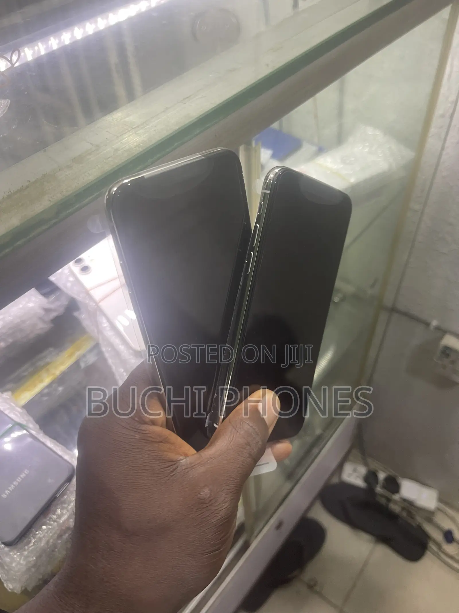 Apple iPhone X 64 GB White