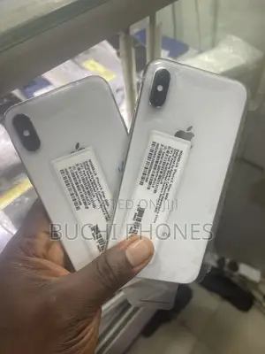 Apple iPhone X 64 GB White