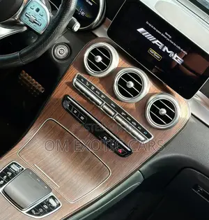 Mercedes-Benz GLC-Class 2020 Blue