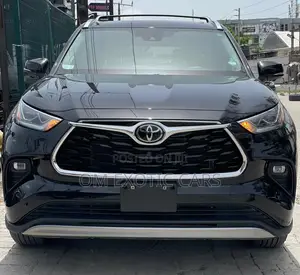 Toyota Highlander Platinum AWD 2024 Black