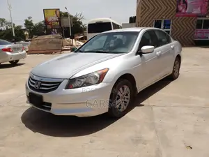 Honda Accord 2012 Silver
