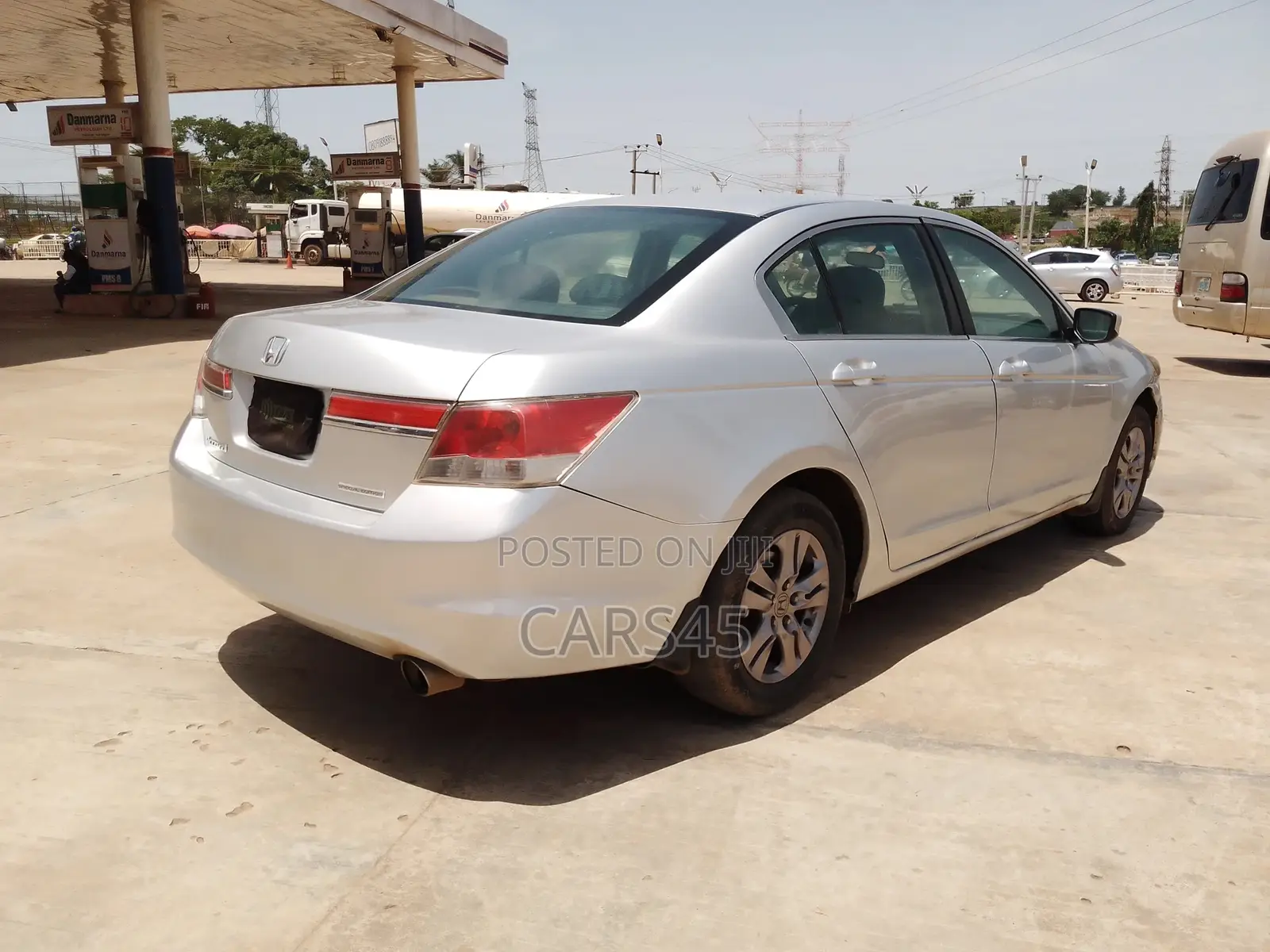 Honda Accord 2012 Silver