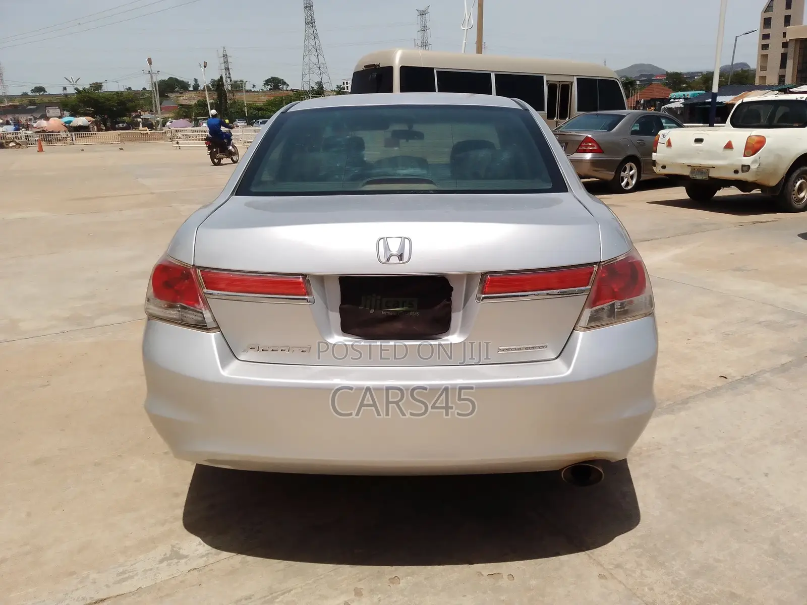 Honda Accord 2012 Silver