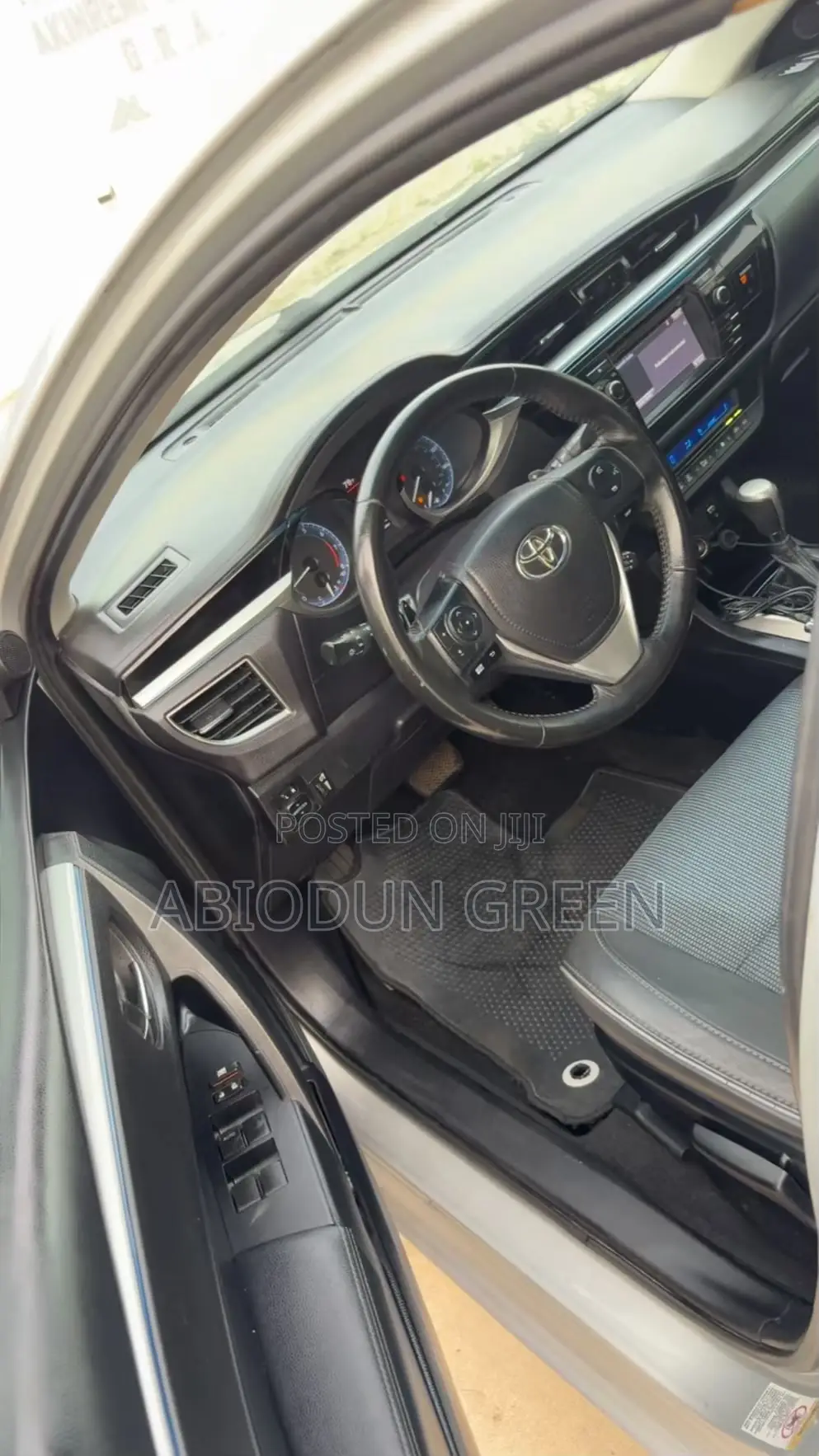 Toyota Corolla 2016 Silver