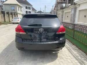 Toyota Venza 2010 Black