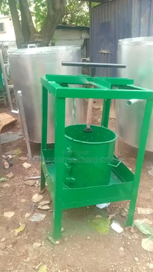 Palm Screw Presser