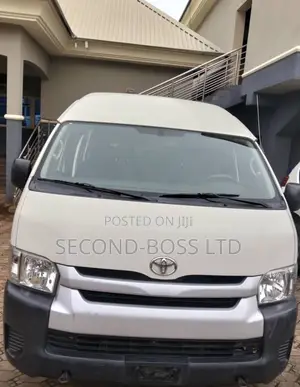 Toyota HiAce 2020 Off white