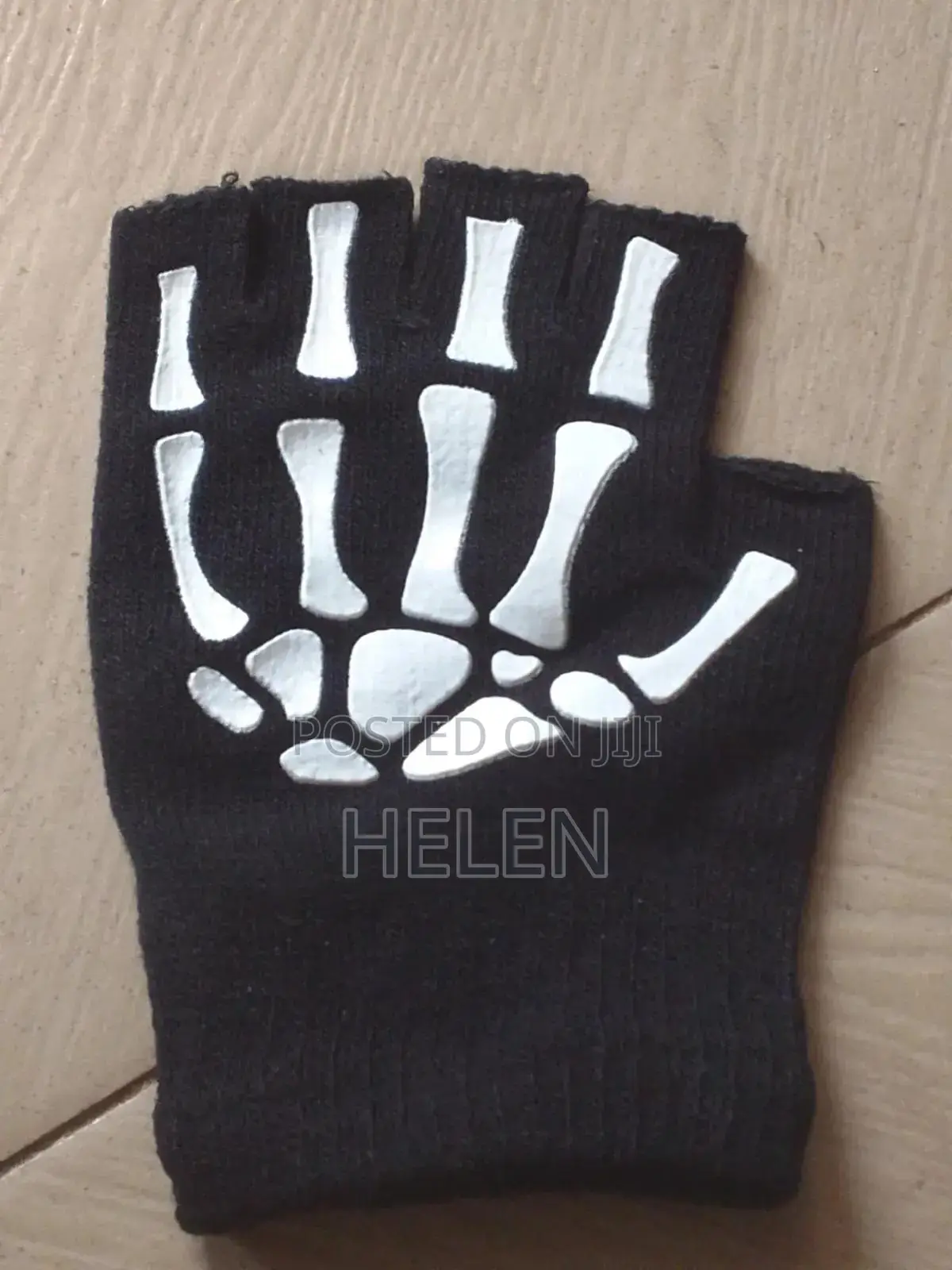 Fashion Gloves