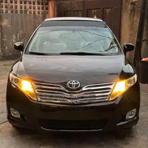 Toyota Venza XLE 2010 Black
