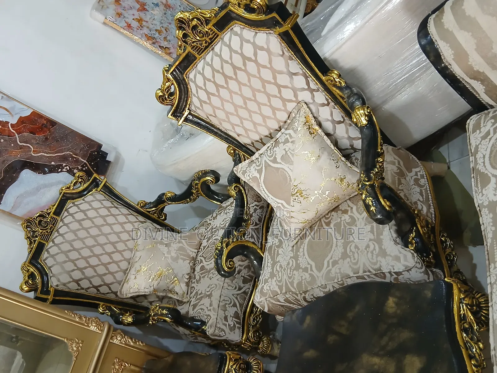 Egyptian Royal Sofa With Center Table