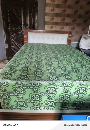 Mouka Foam/Bedframe 4.5 Ft 18 Inches