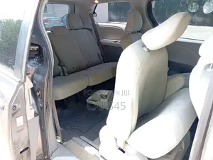 Toyota Sienna 2012 Gray
