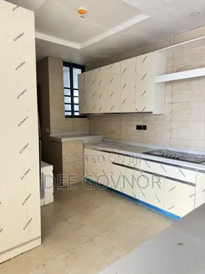 3bdrm Block of Flats in Kofo Abayomi for sale