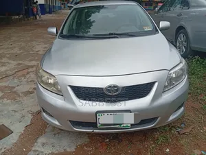 Toyota Corolla 2009 Silver