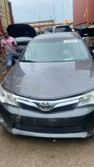 Toyota Camry 2014 Gray