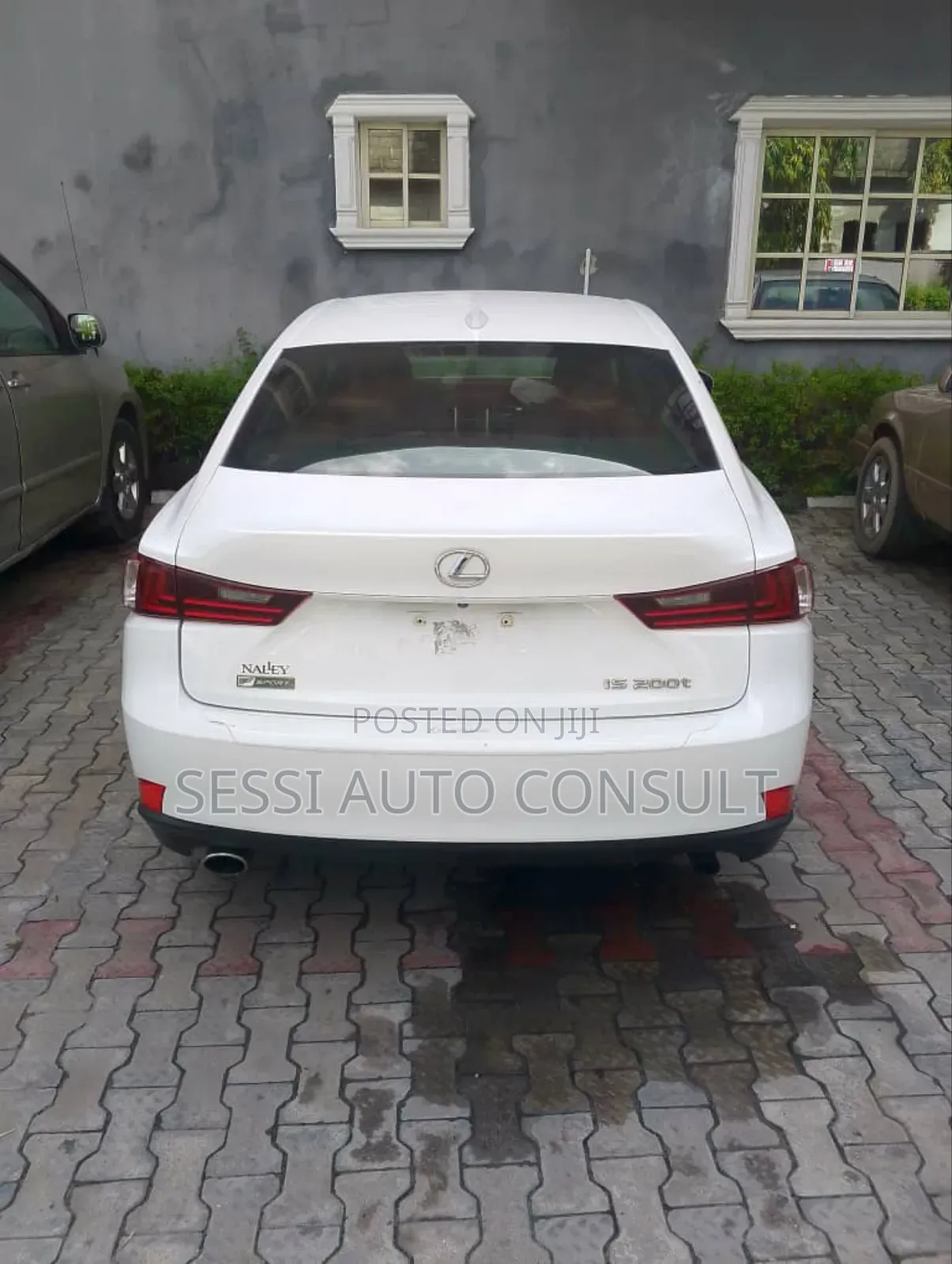 Lexus IS 2018 White