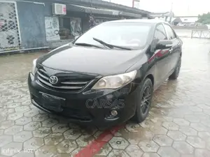 Toyota Corolla 2010 Black
