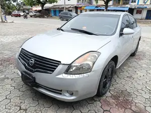 Nissan Altima 2008 Silver