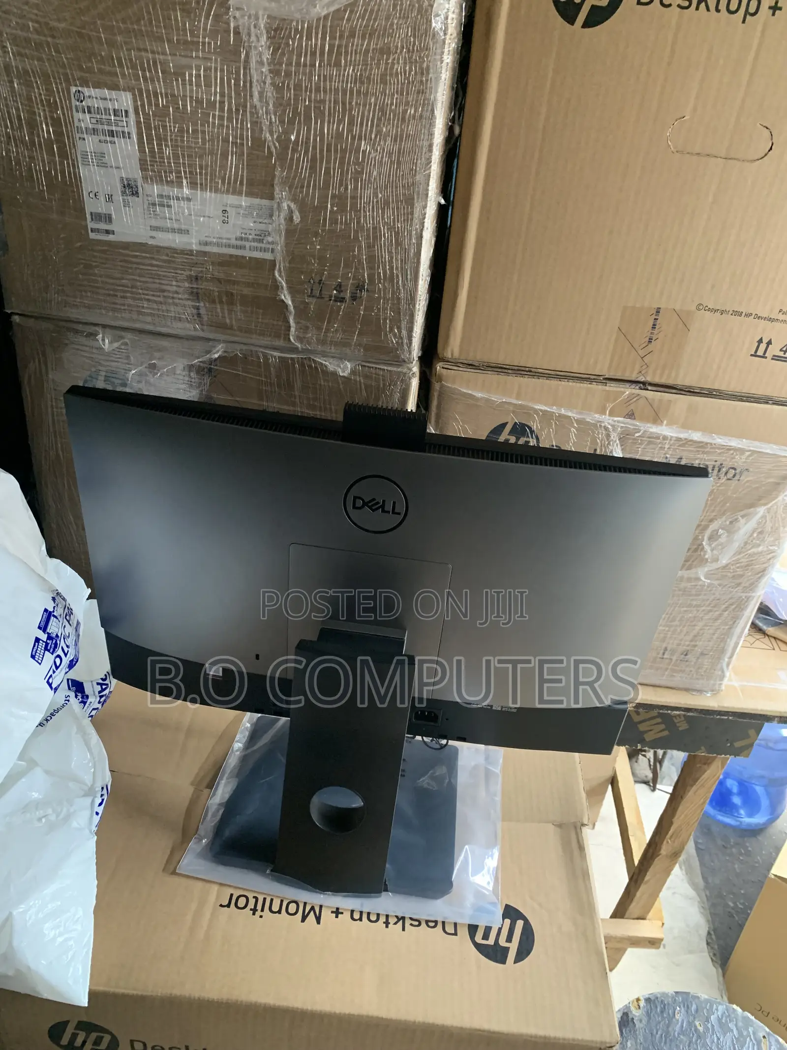New Desktop Computer Dell OptiPlex 7460 8GB Intel Core i5 SSD 256GB