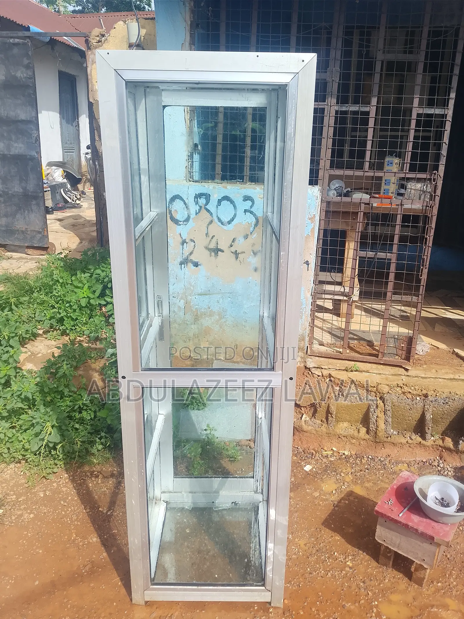 Show Glass