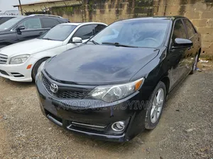 Toyota Camry SE Sport 4dr Sedan (2.5L 4cyl 6A) 2014 Black