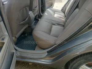 Toyota Camry LE 4dr Sedan (2.4L 4cyl 5M) 2003 Gray