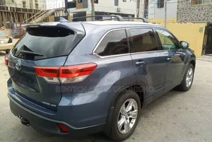 Toyota Highlander Limited 4dr SUV AWD (3.5L 6cyl 6A) 2014 Blue