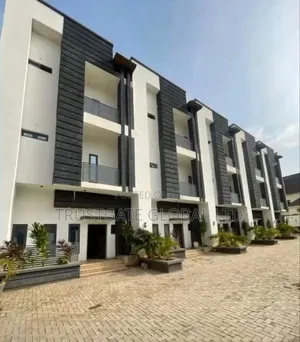 4bdrm Townhouse/Terrace in Life Camp for sale