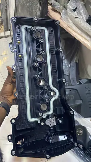 Top Cylinder Cover for Toyota Hilux New Model